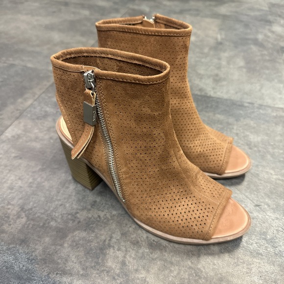 Circus by Sam Edelman Shoes - Sam Edelman Circus Kammie Women's 8 Ankle Bootie OpenToe Suede Tan Saddle Brown